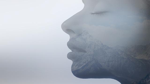 虚云老和尚年谱记载的一则男鬼附女身寻仇之事
